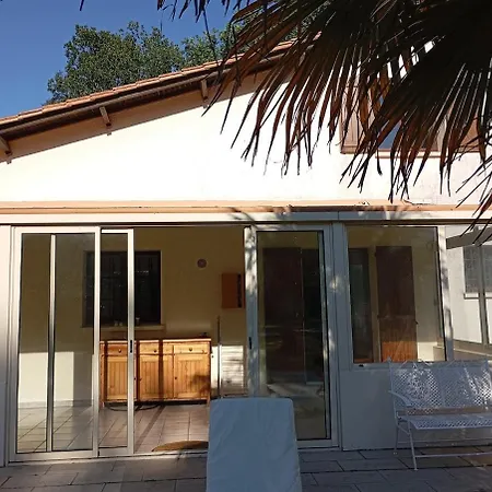 بيت للعطل L 'ecrin Des Bois Naujac-sur-Mer